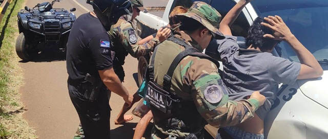 IGUAZÚ: Operativo en la zona de las 600 hectáreas terminó con varios detenidos y secuestro de objetos de dudosa procedencia